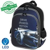 Ранец Brauberg QUADRO 271359 Sport car 3 отделения, с брелоком, LED-ЛАМПОЧКИ, 37х28х18 см